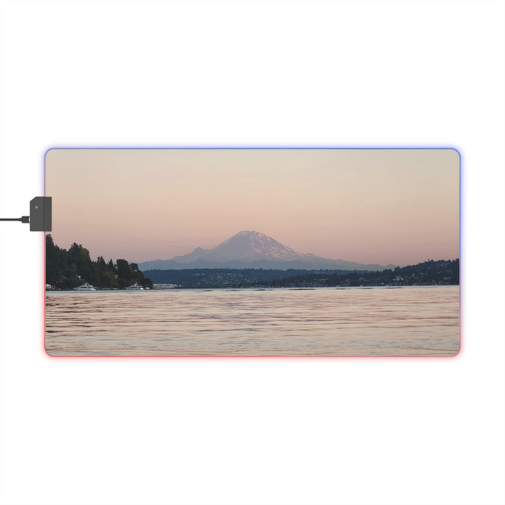 Mt Rainer LED mouse pad